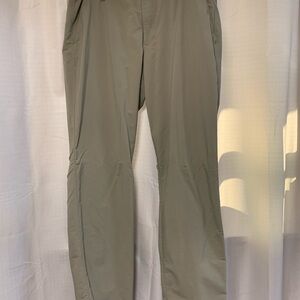 Under Armour Men's Khaki Chinos